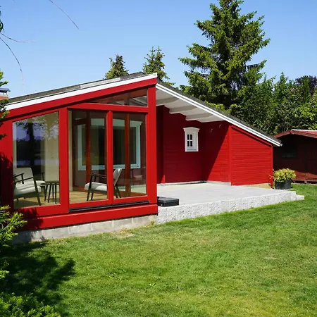 Schwedenhaus Auf Seegrundstueck Basedow (Lauenburg)